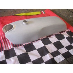 Réservoir piste café racer n°7