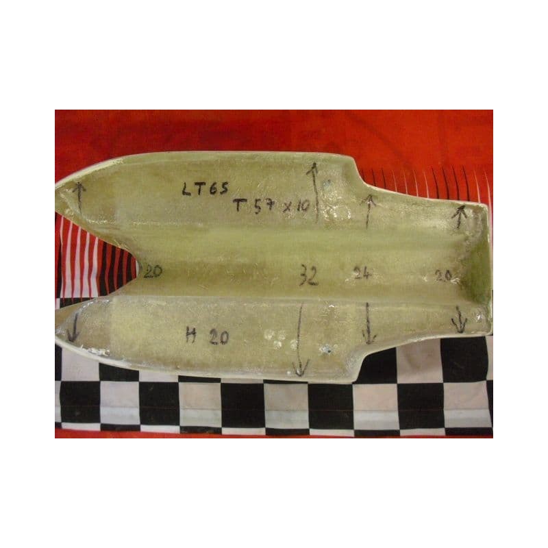 réservoir polyester café racer n°4