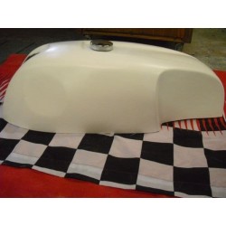 réservoir polyester café racer n°4