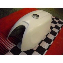 réservoir polyester café racer n°4